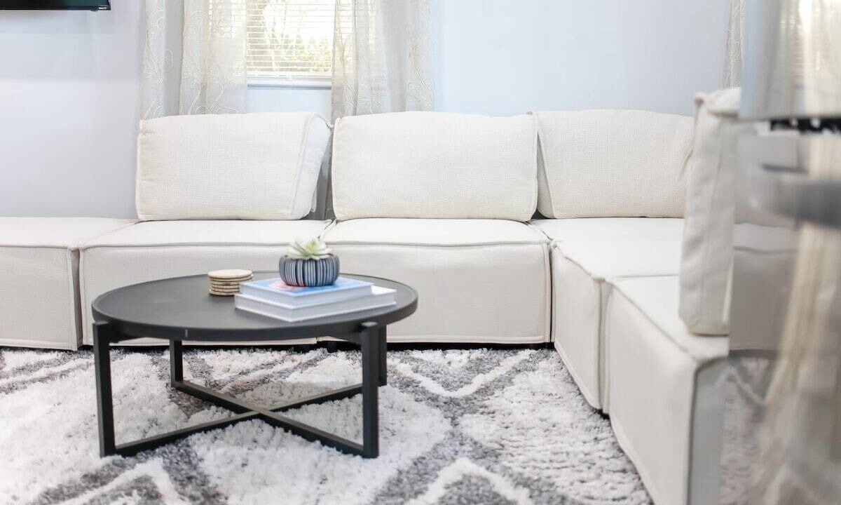 Photo of Livingroom in Fox Hill - Grandview