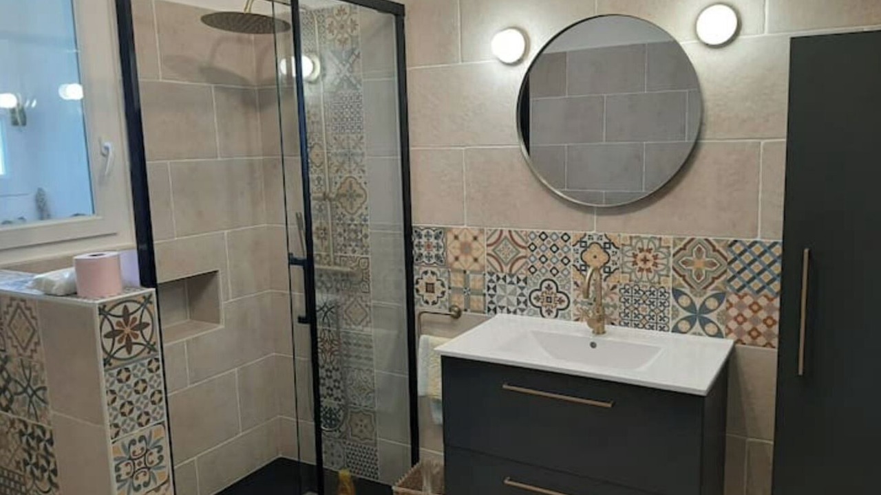 Photo of Bathroom in Lege