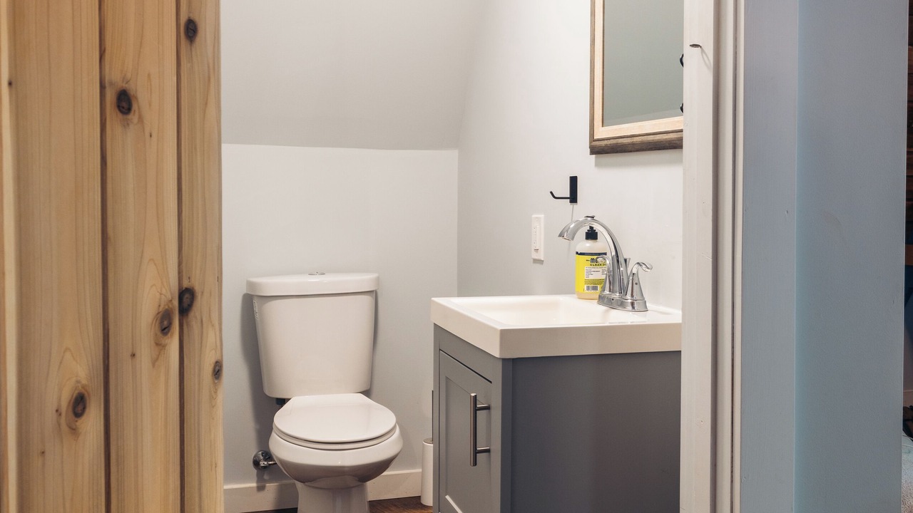 Photo of Bathroom in Jay