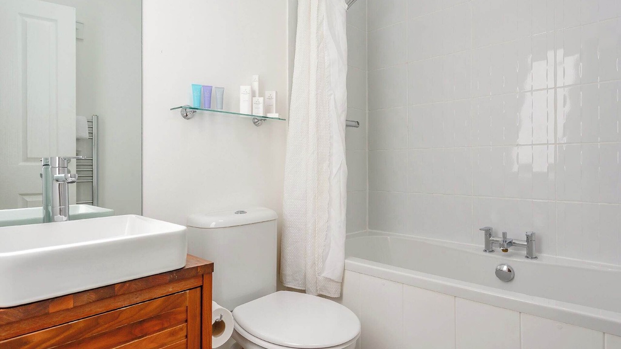 Photo of Others in Mullion