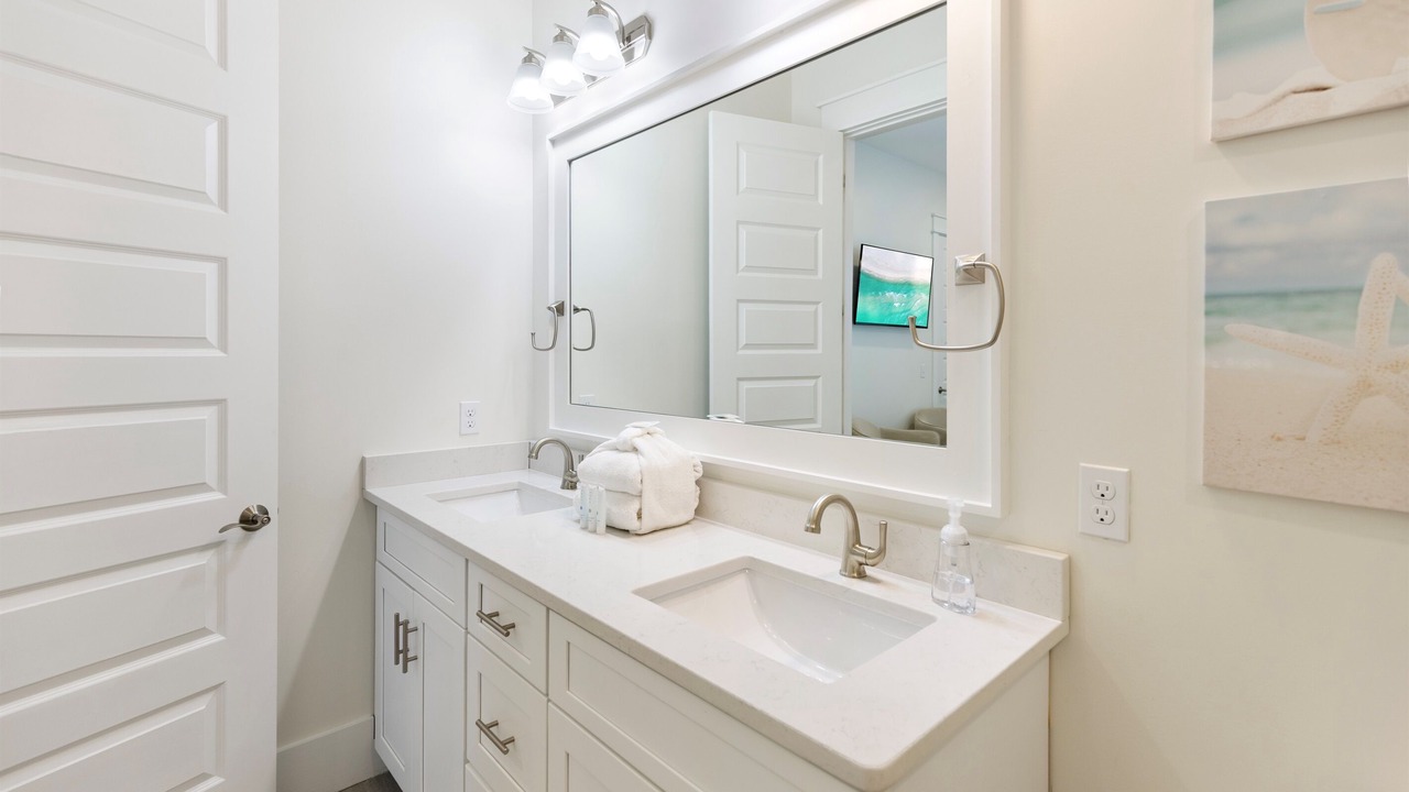 Photo of Bathroom in Laguna Beach Estates