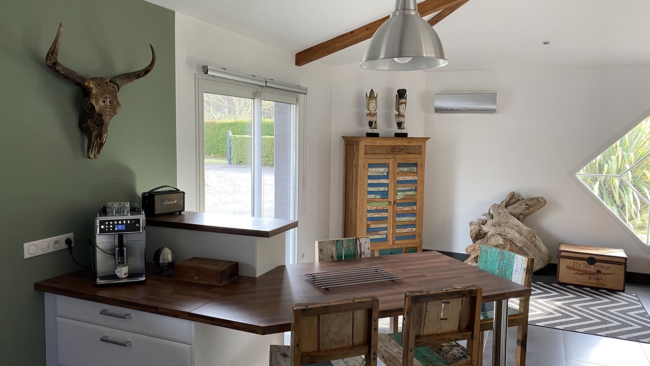 Photo of Others in Le Temple