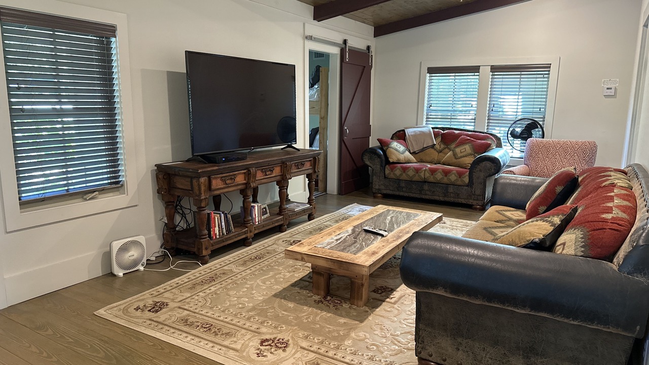 Photo of Livingroom in Anderson