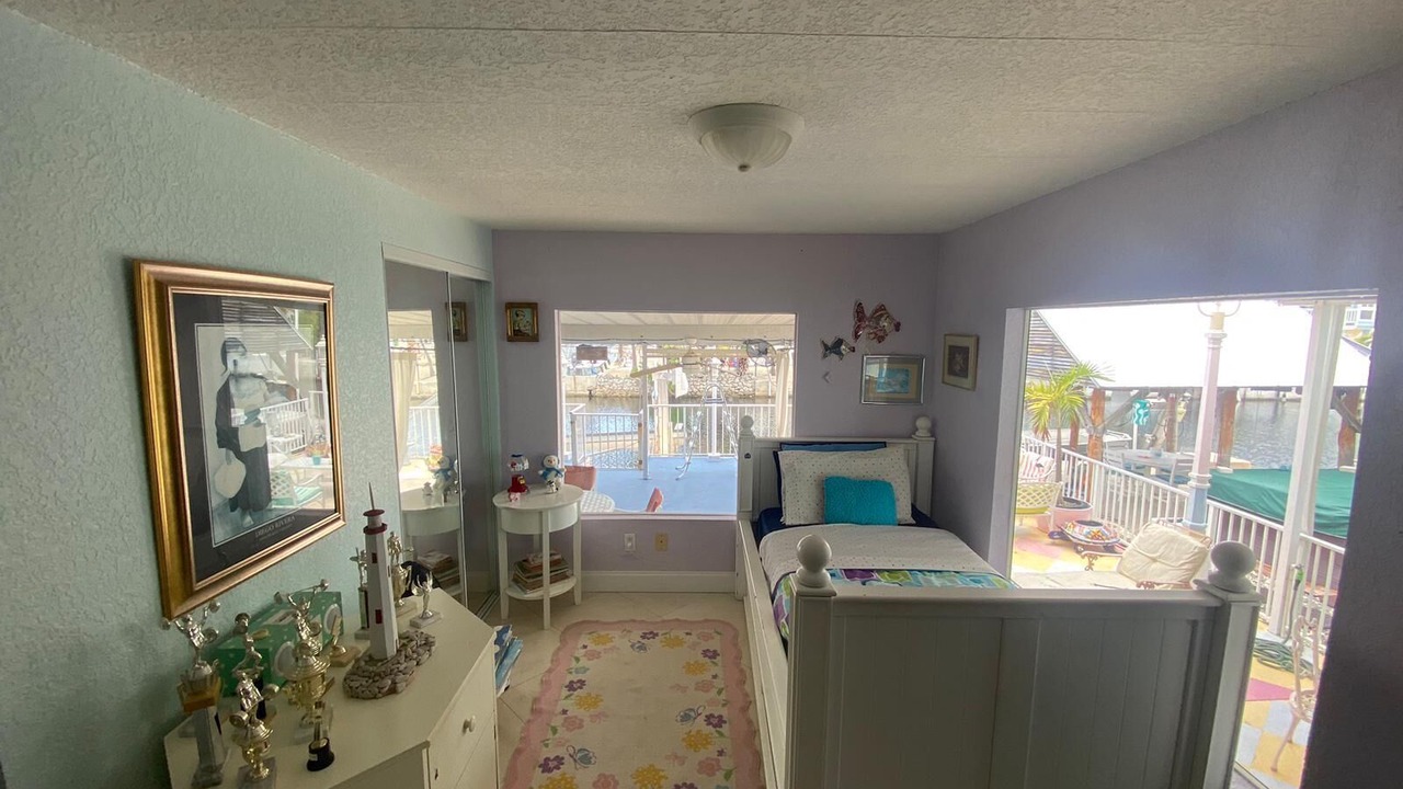 Photo of Bedroom in Cross Key Waterways