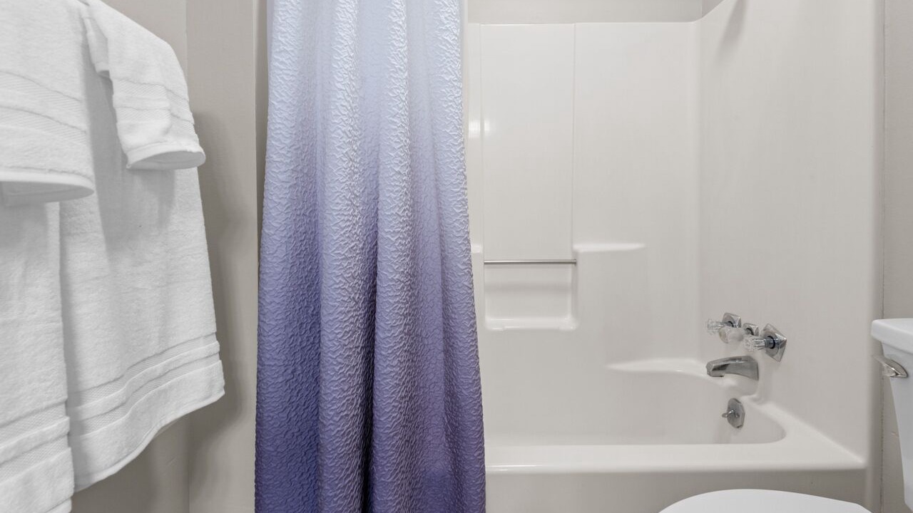 Photo of Bathroom in Crown Colony