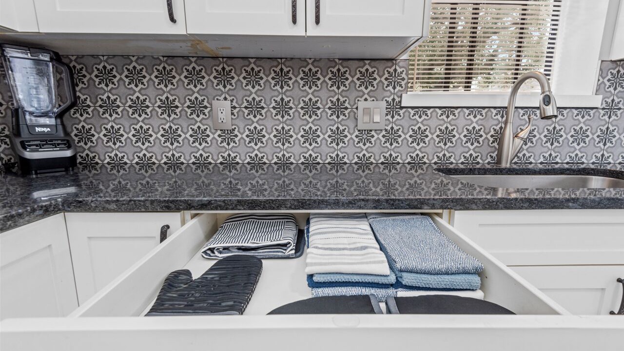 Photo of Bathroom in Crown Colony