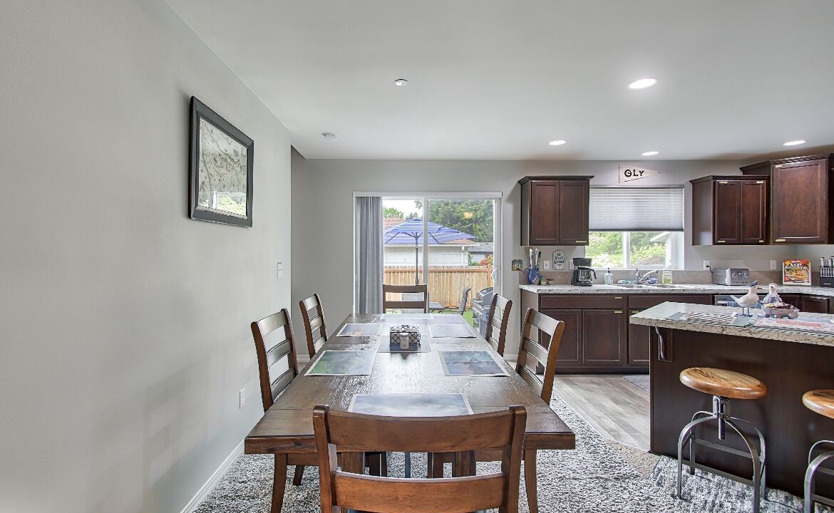 Photo of Others in Olympia