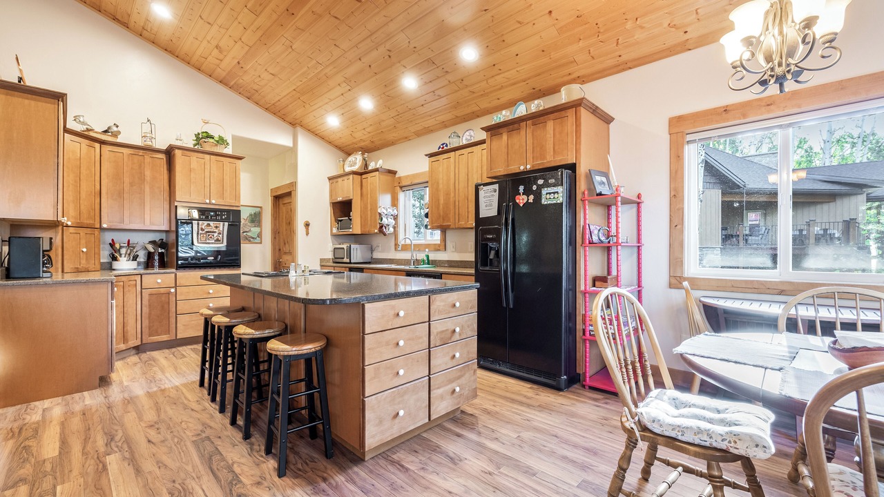 Photo of Kitchen in Star Valley Ranch