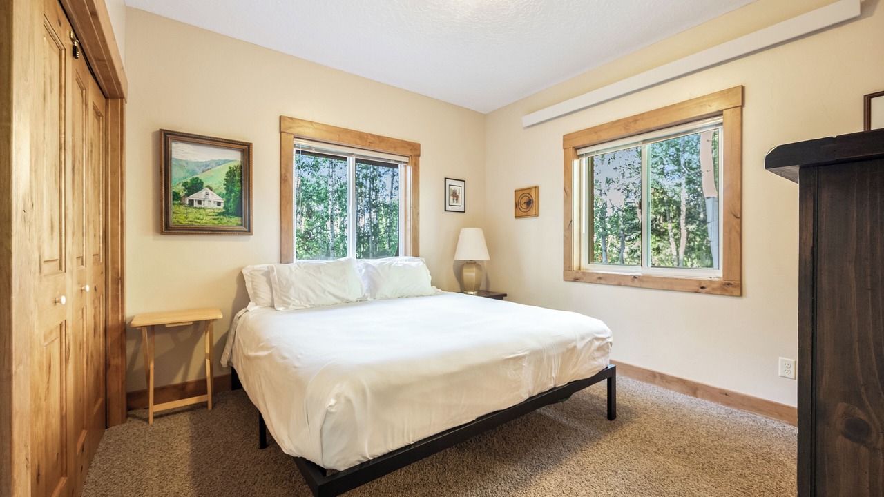 Photo of Bedroom in Star Valley Ranch