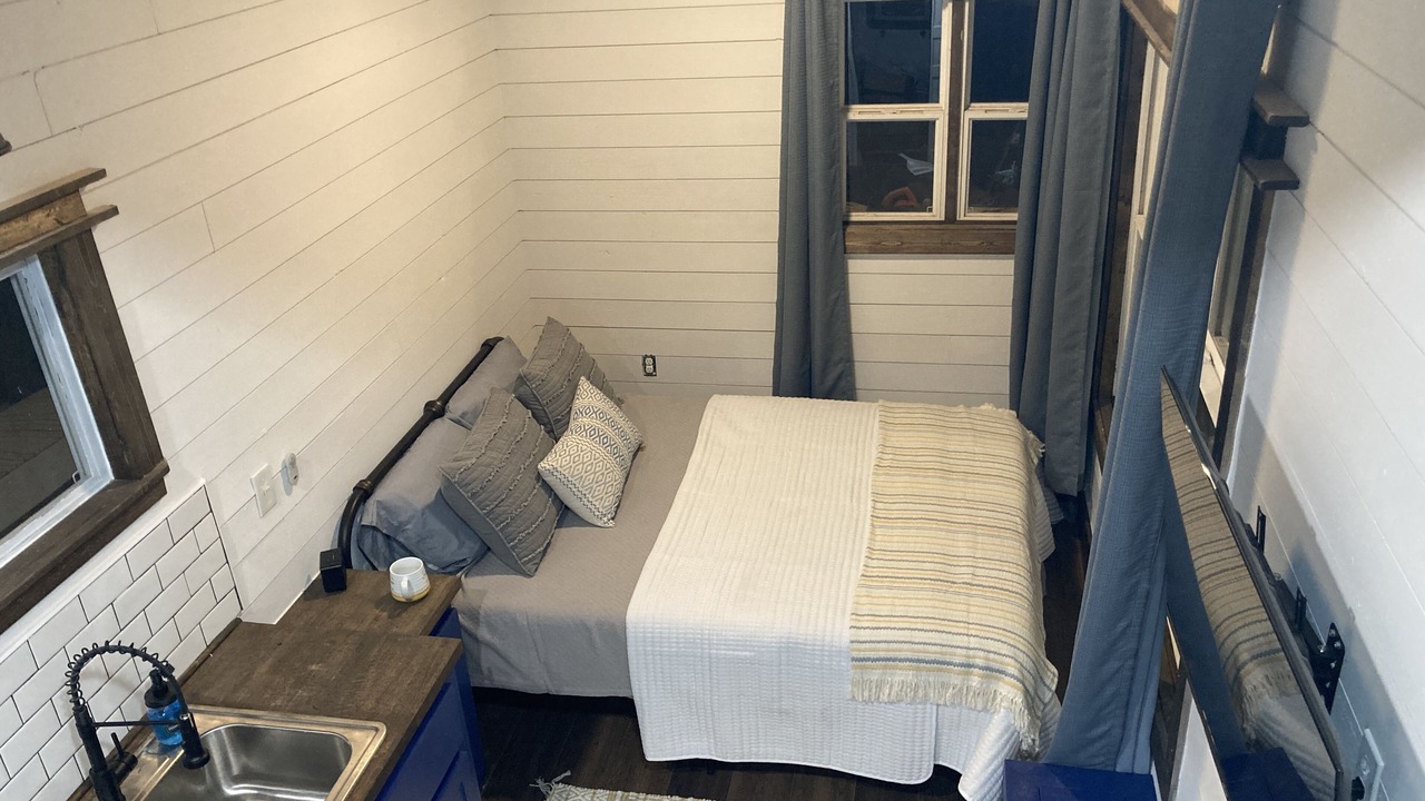 Photo of Bedroom in Anderson