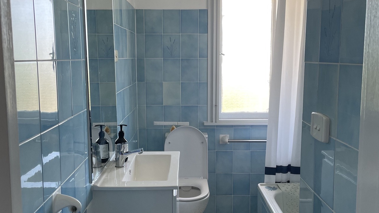 Photo of Bathroom in Caves Beach