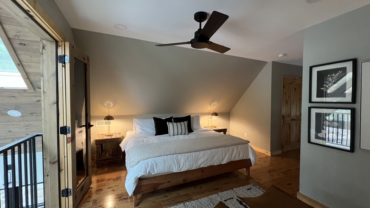 Photo of Bedroom in Frank
