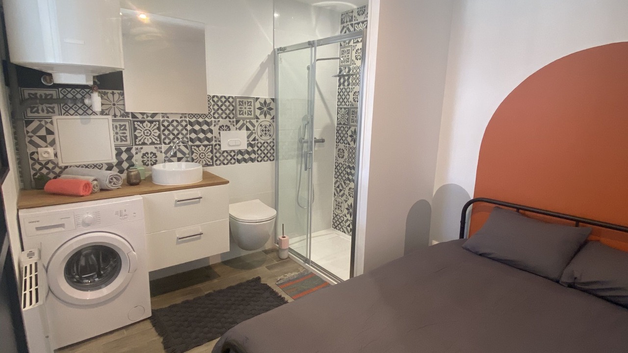 Photo of Bathroom in Briord