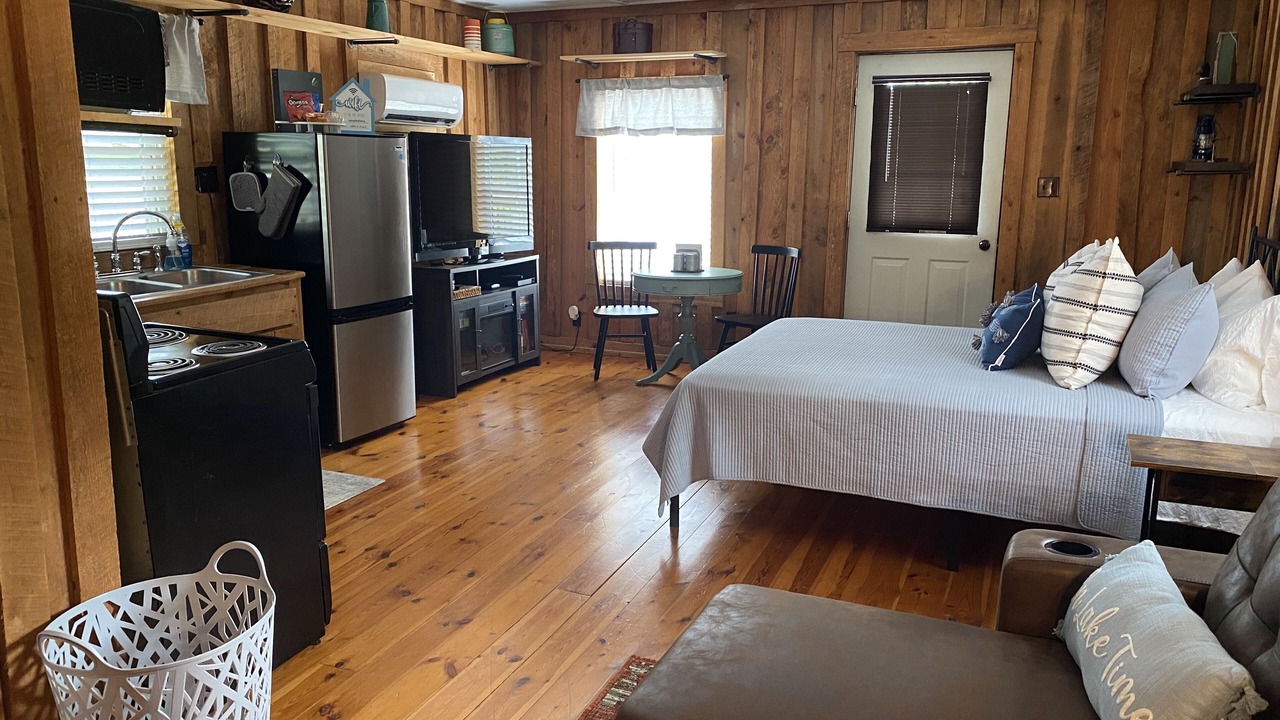 Photo of Bedroom in Rising Fawn