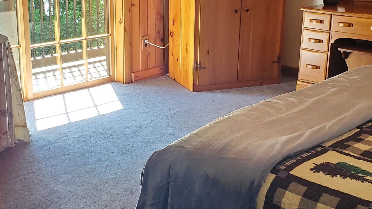 Photo of Bedroom in Forest CIty