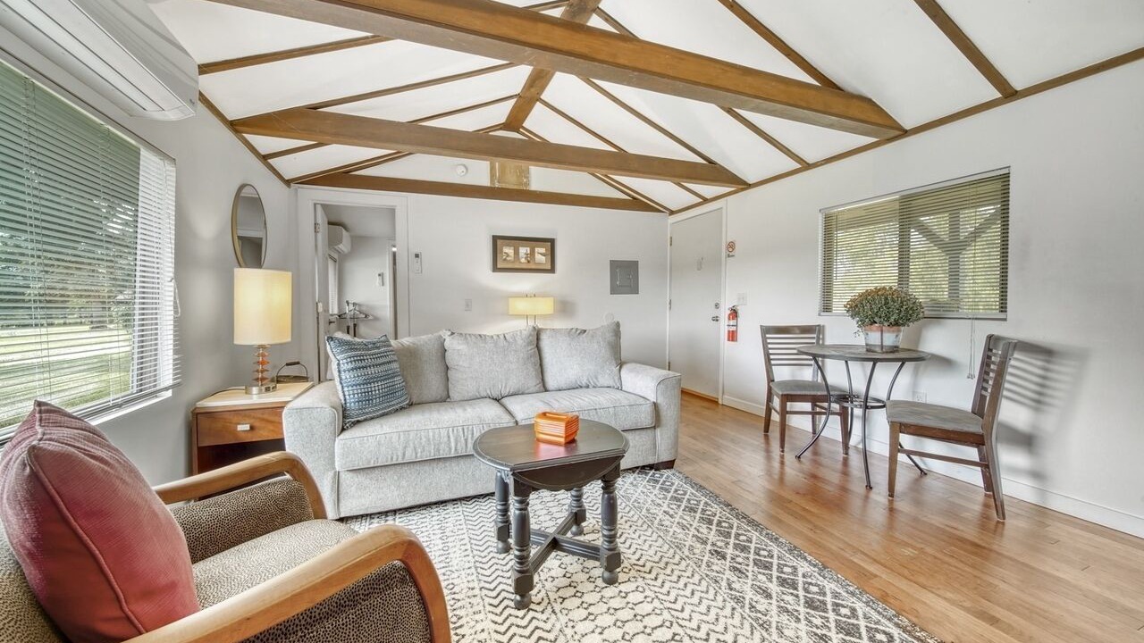 Photo of Livingroom in Fennville