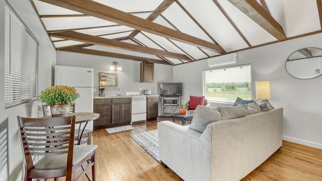 Photo of Livingroom in Fennville