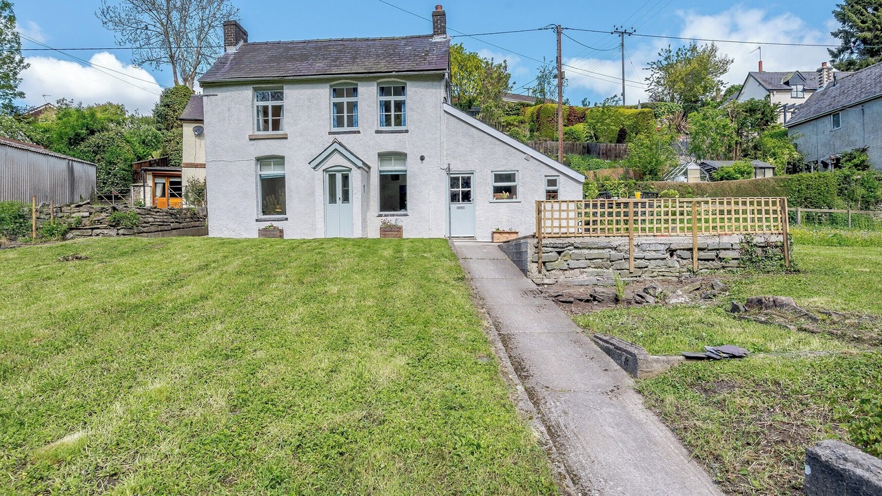 Photo of Others in Knighton