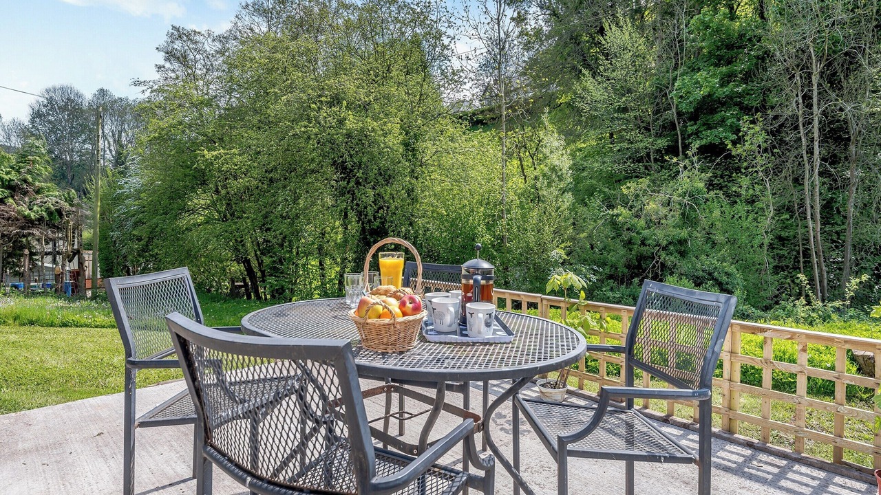 Photo of Others in Knighton