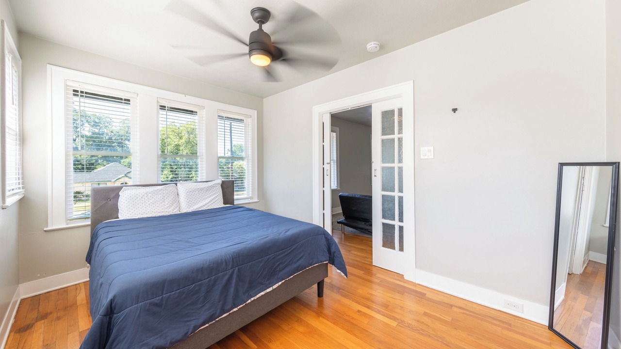 Photo of Bedroom in Highland Park