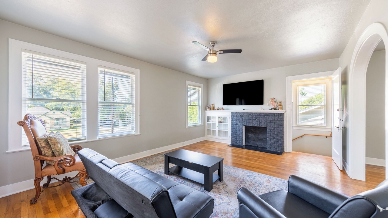 Photo of Livingroom in Highland Park