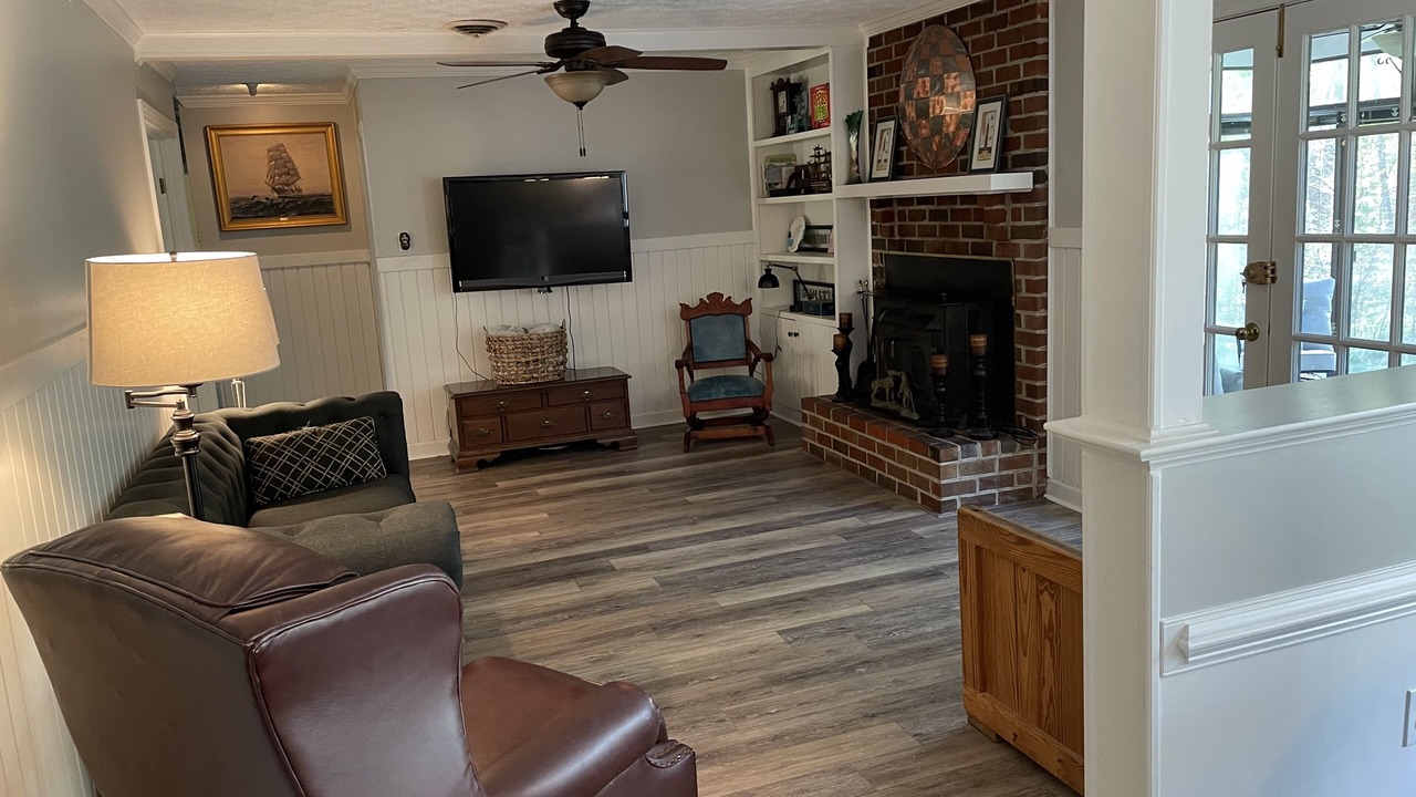 Photo of Livingroom in Chesterfield