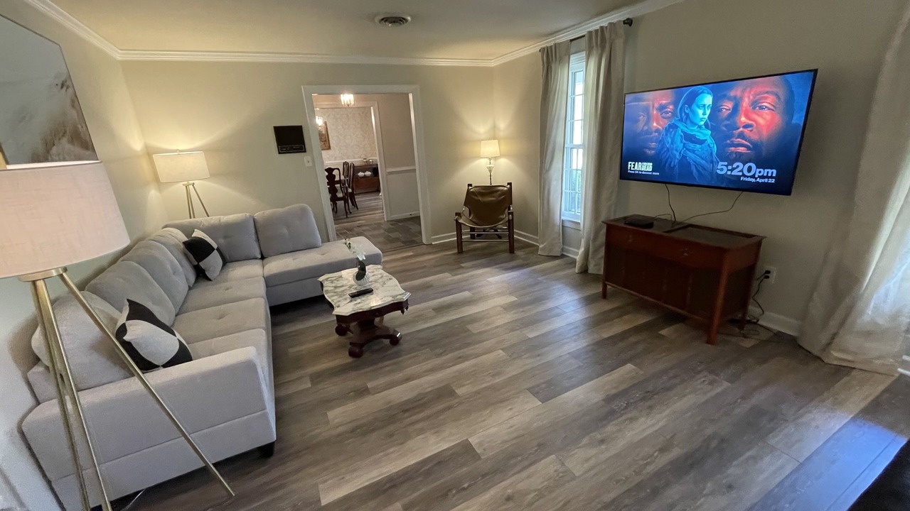 Photo of Livingroom in Chesterfield