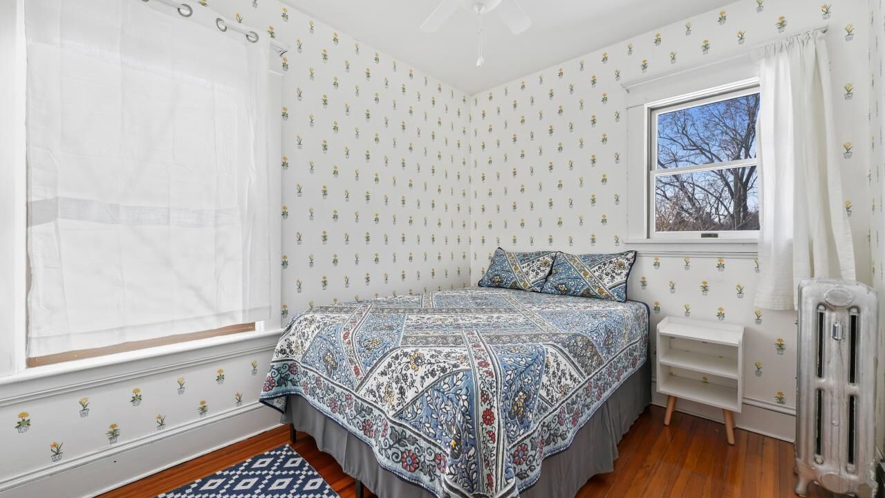 Photo of Bedroom in Niskayuna