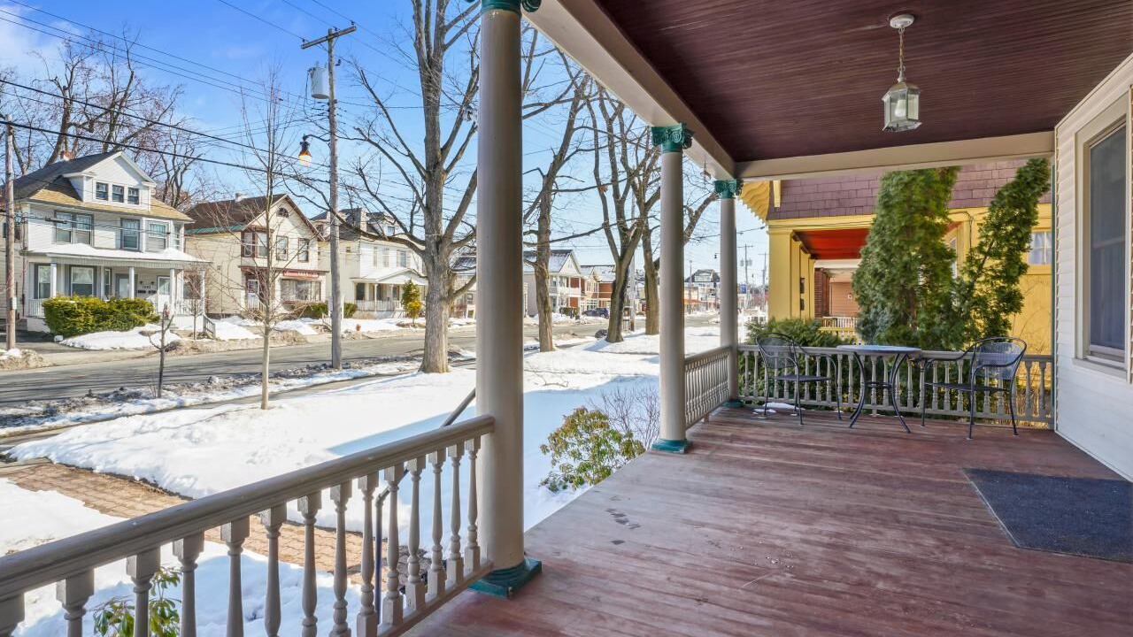 Photo of Patio Balcony in Niskayuna