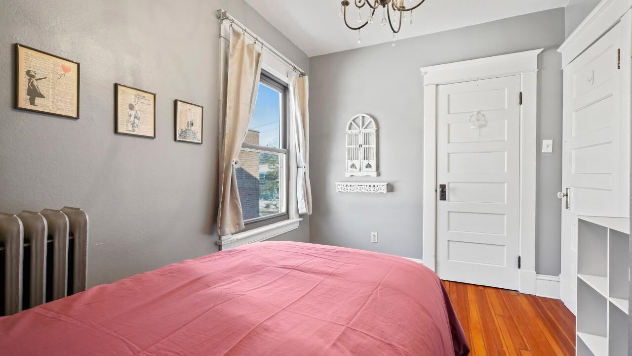 Photo of Bedroom in Niskayuna