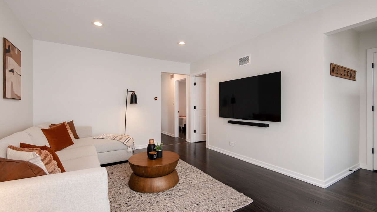 Photo of Livingroom in Burbank