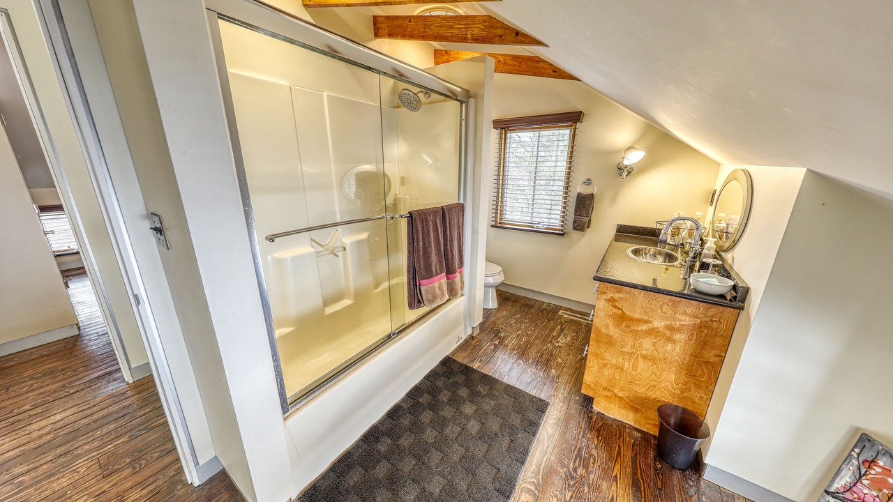 Photo of Bathroom in Ellicottville