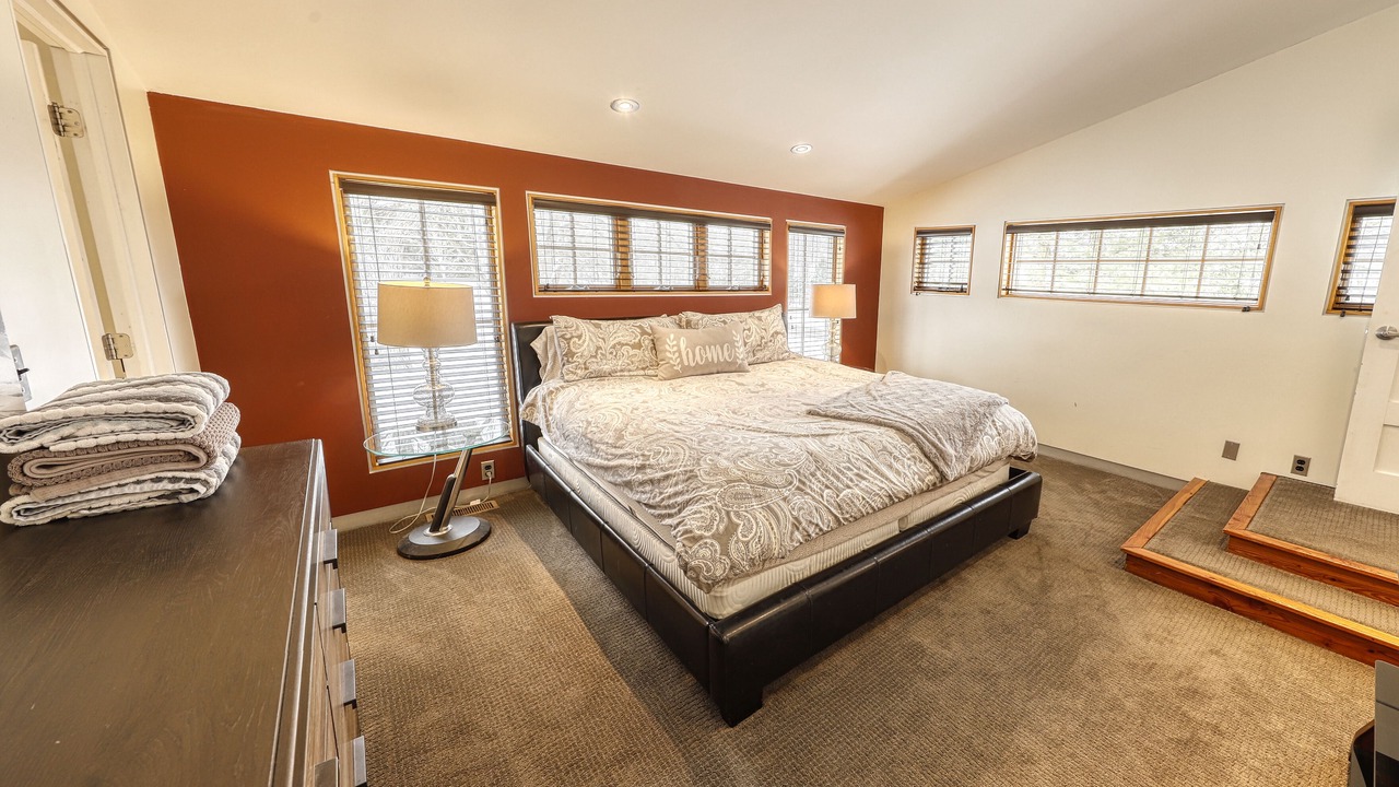 Photo of Bedroom in Ellicottville