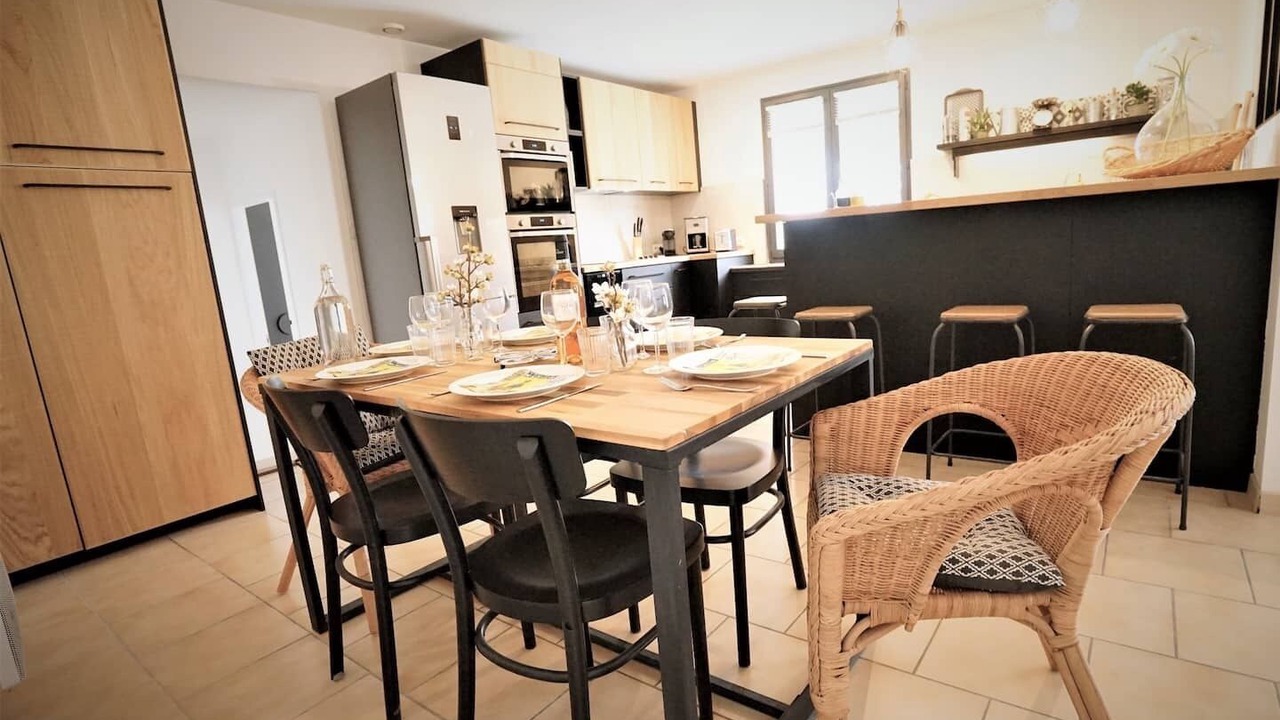 Photo of Others in Goult