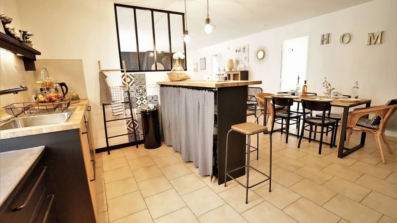 Photo of Others in Goult