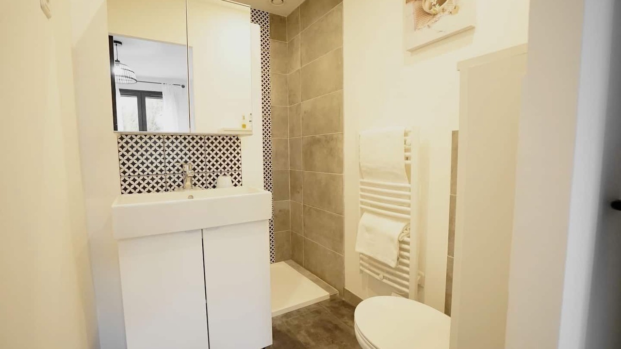 Photo of Bathroom in Goult