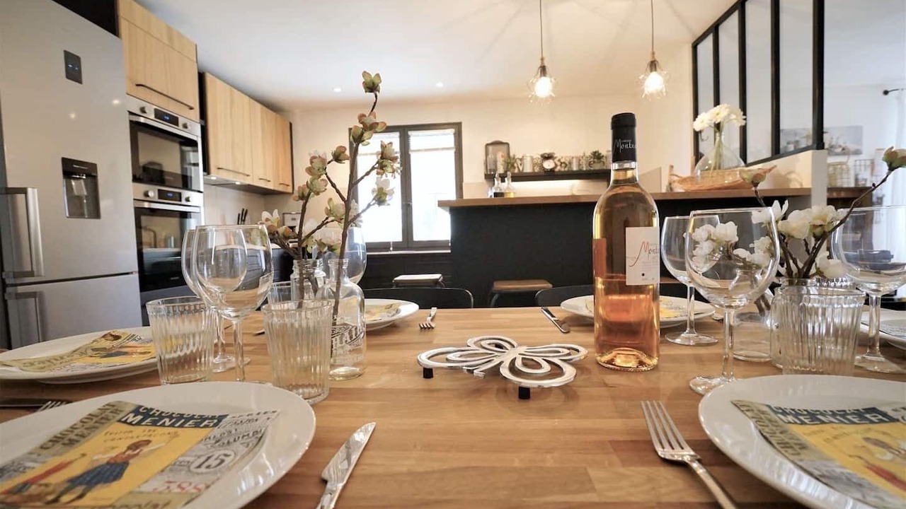 Photo of Others in Goult