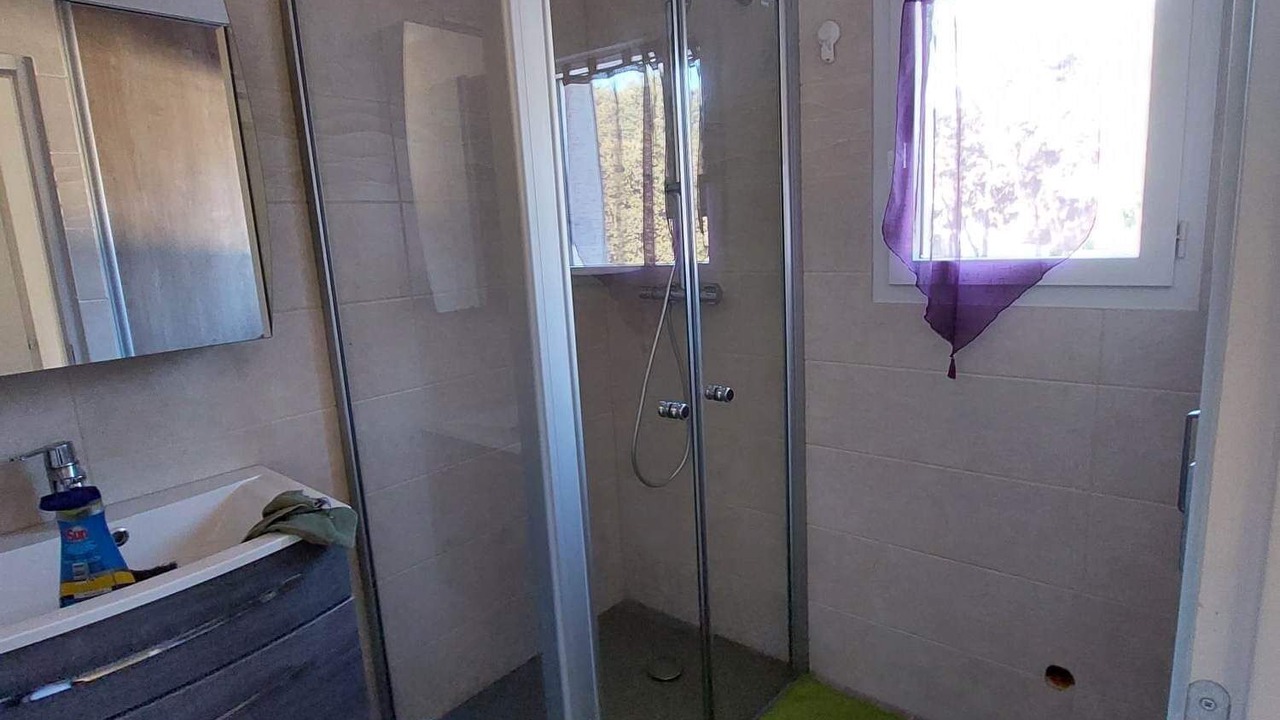 Photo of Bathroom in Sussargues