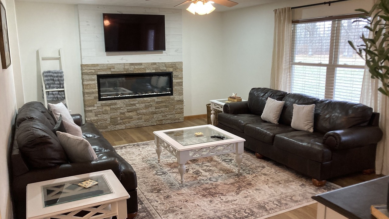 Photo of Livingroom in Washington County