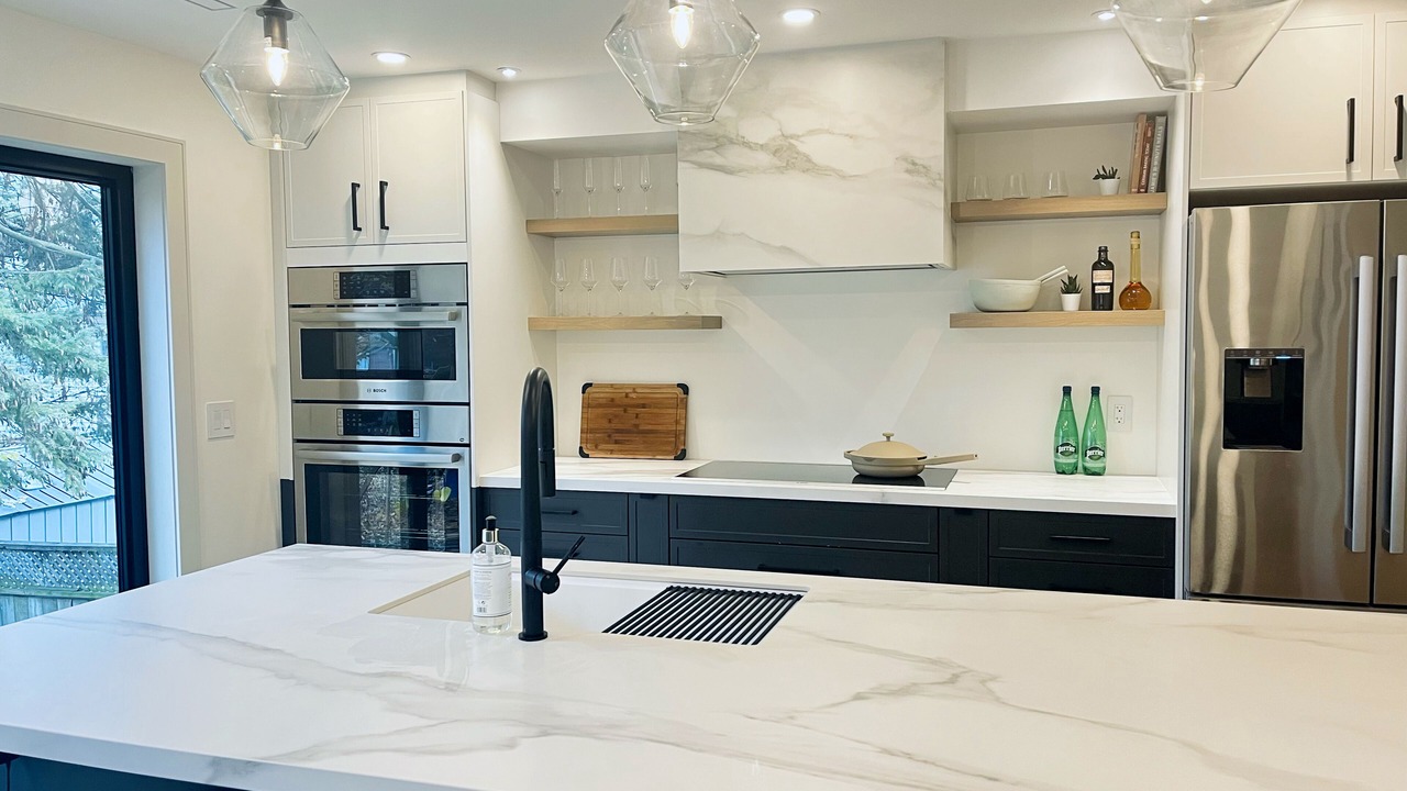 Photo of Kitchen in Lambton Baby Point