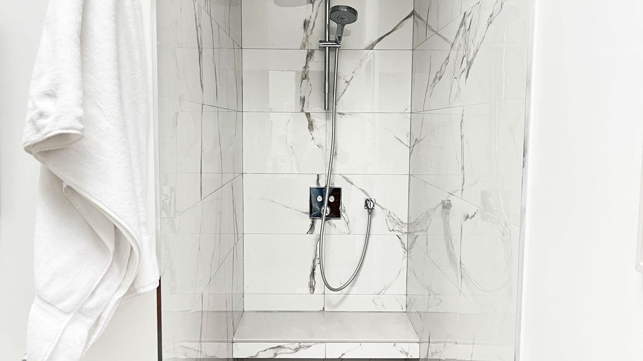 Photo of Bathroom in Lambton Baby Point