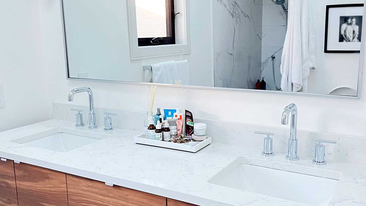 Photo of Bathroom in Lambton Baby Point