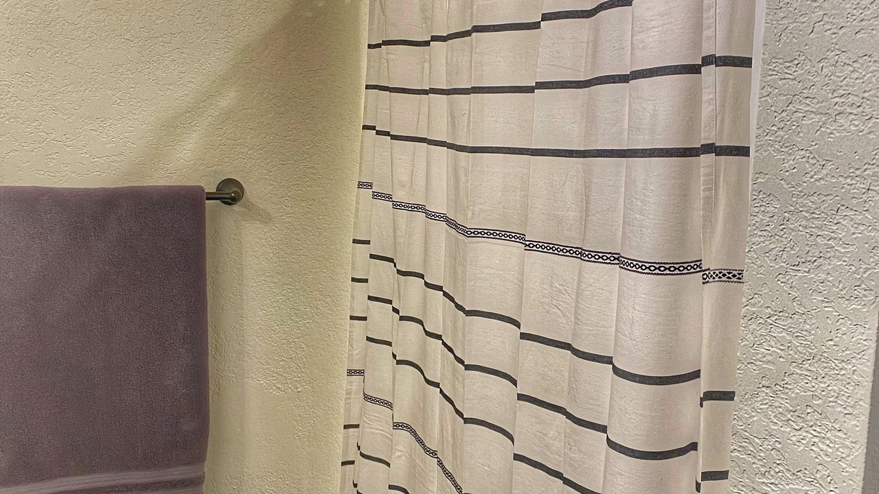 Photo of Bathroom in Mountainburg