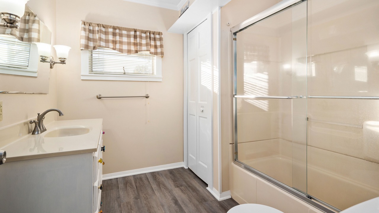 Photo of Bathroom in Upper Fairmount