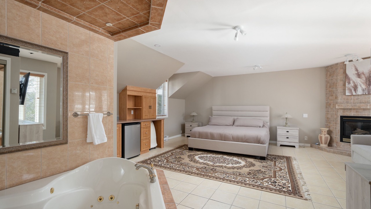 Photo of Bedroom in Morin Heights