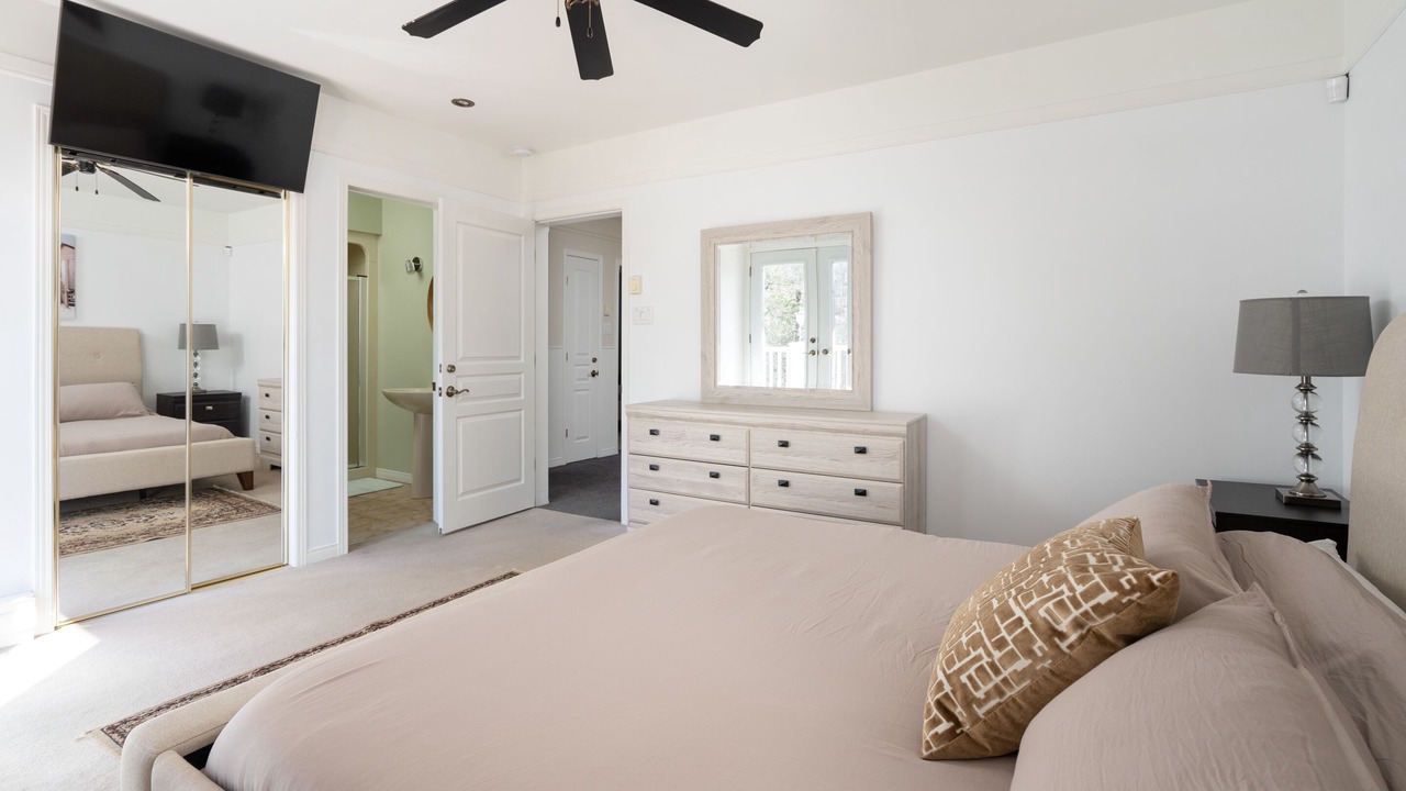 Photo of Bedroom in Morin Heights