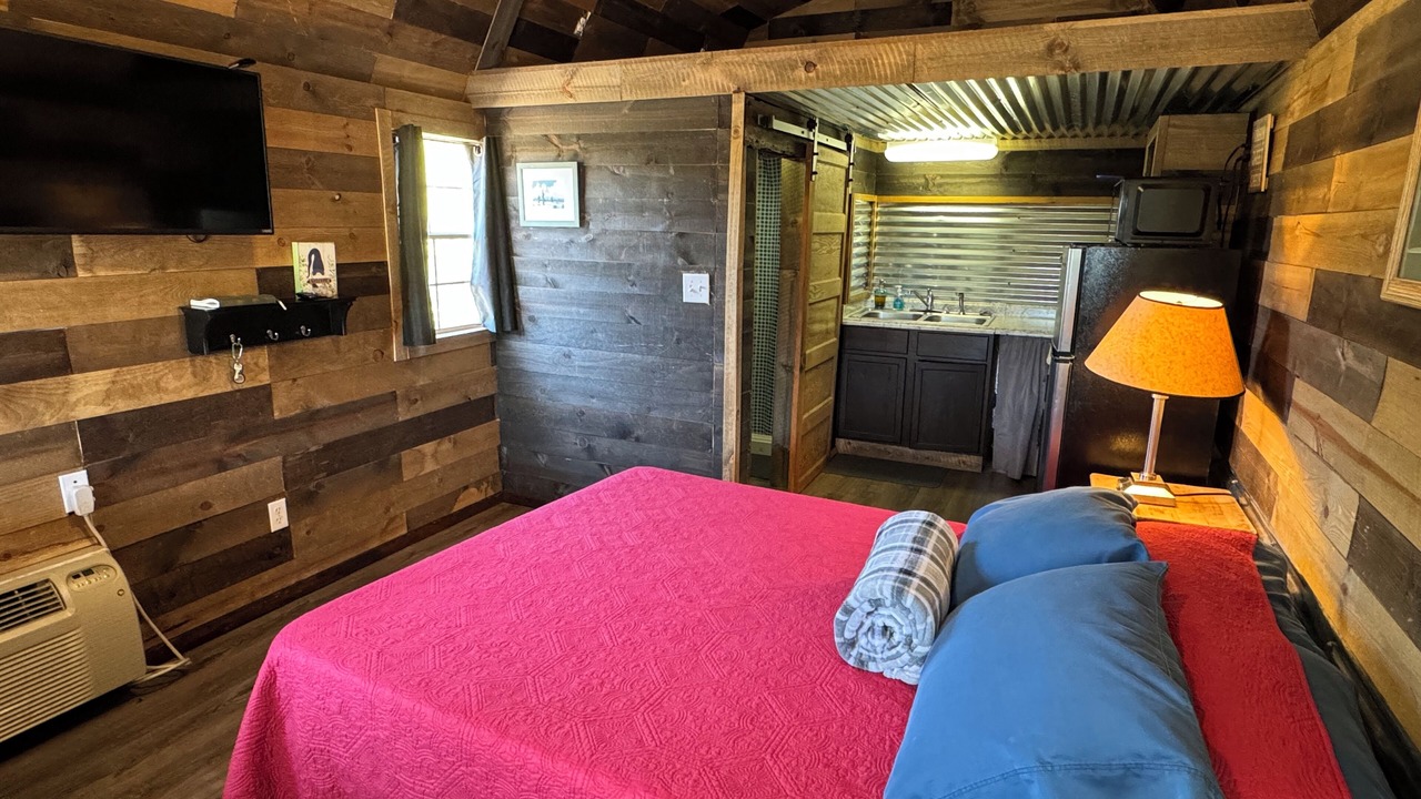 Photo of Bedroom in Pineville
