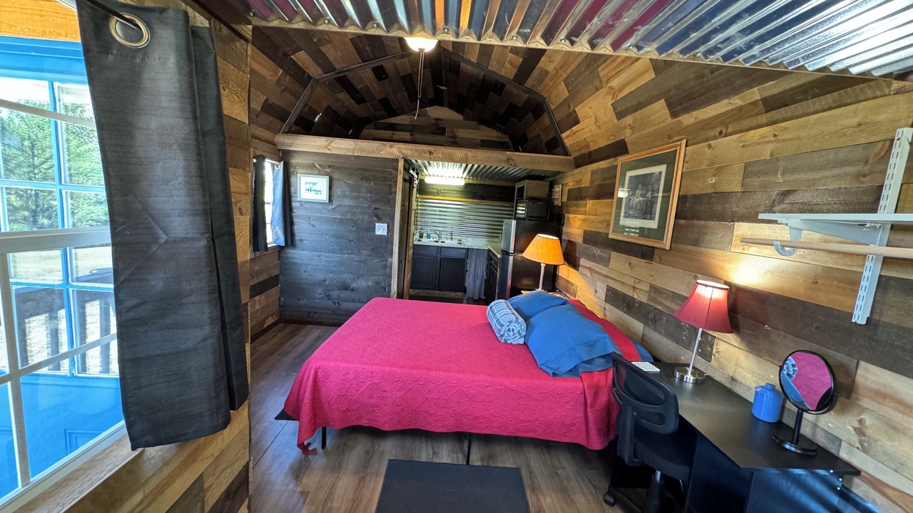 Photo of Bedroom in Pineville