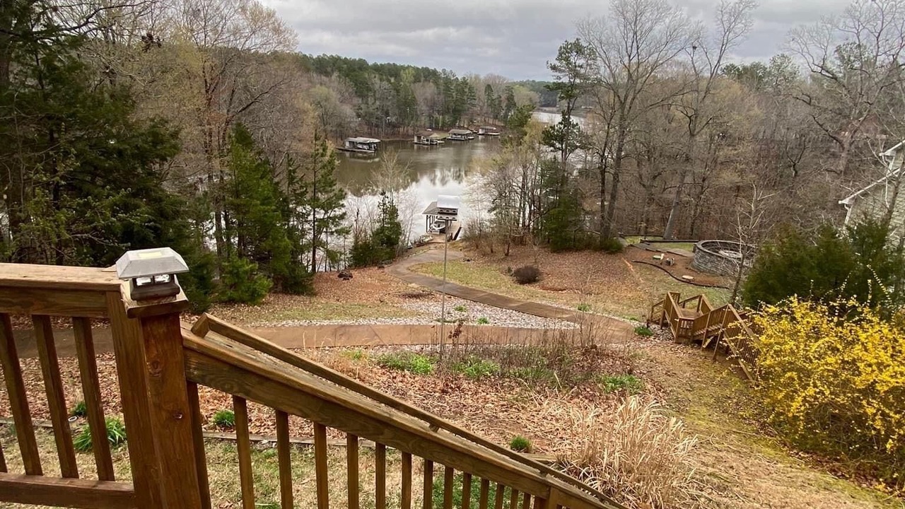 Photo of Outdoor in Bracey