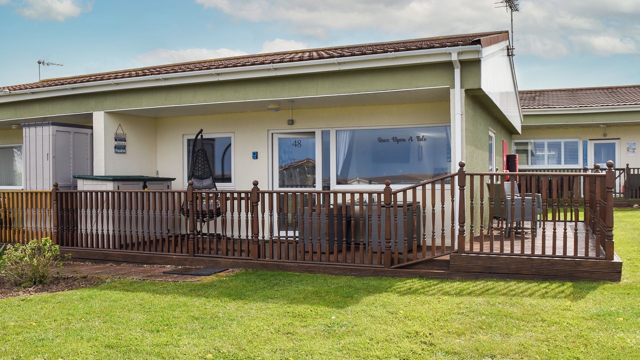 Photo of Others in Bacton